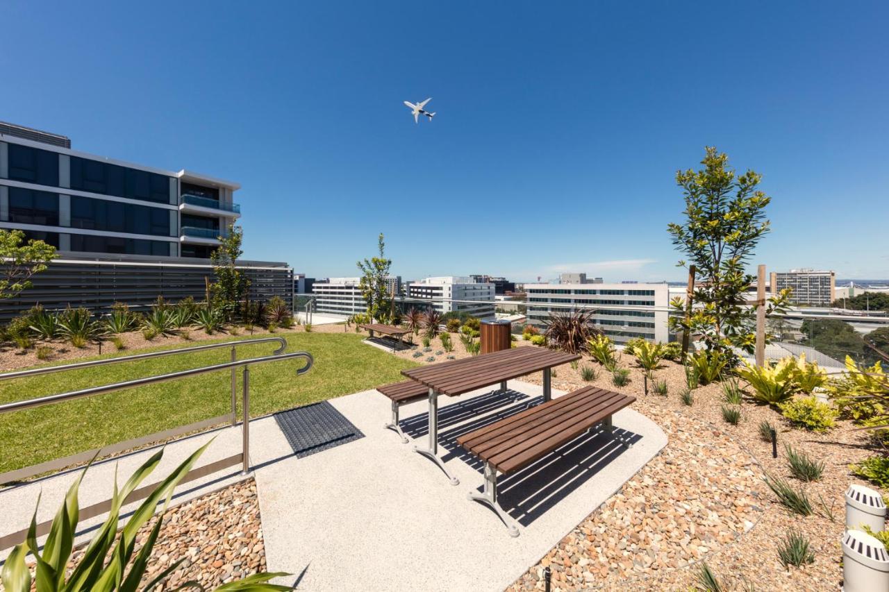 Meriton Suites Mascot Central Sydney Exteriér fotografie Rooftop garden